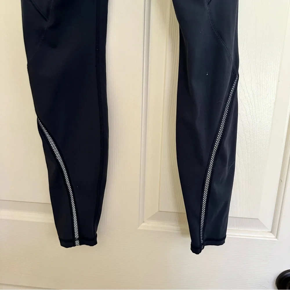 Lululemon Full Length Navy Blue Tights Leggings Zippers Pockets Size 8 - Picture 5 of 7